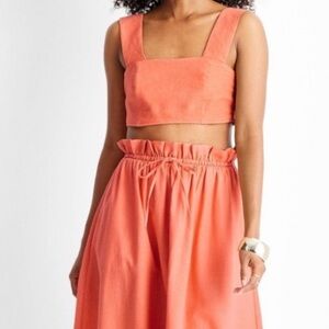 BNWT Linen Square Neck Crop Top -Future
Collective with Jenny K. Lopez